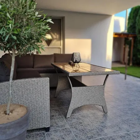 Darnay20 Vendeghaz Apartmán *